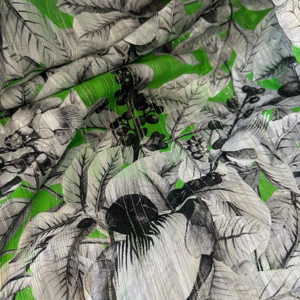 Tecido Chifom De Seda Foil Floresta Tropical Esmeralda • Conexão