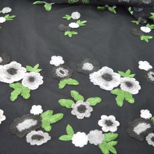 Tecido Tule Bordado Preto Floral • Conexão Tecidos