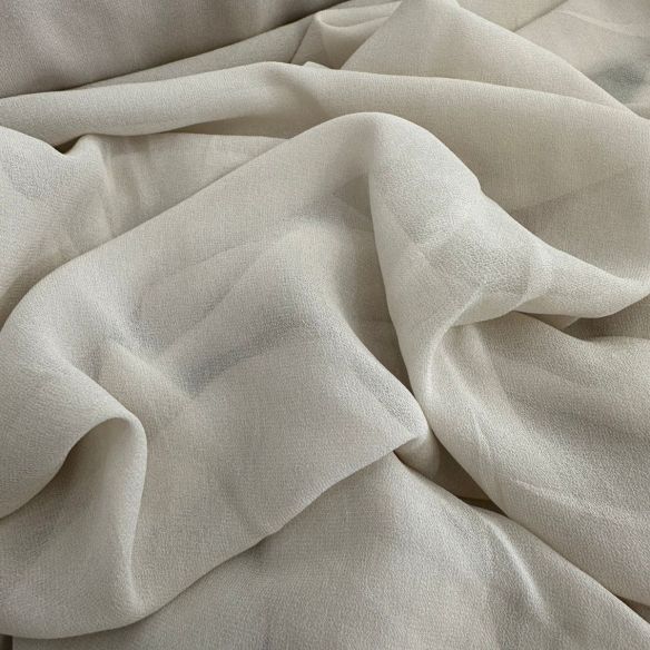 GEORGETE DE SEDA AREIA • Conexão Tecidos GEORGETE DE SEDA AREIA • Conexão Tecidos