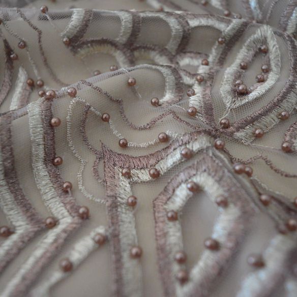 Tecido Tule Bordado Com Pedrarias Nude • Conexão Tecidos
