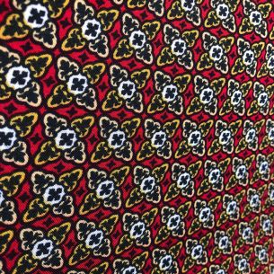 Tecido Viscose Estampa Estônia Vermelha • Conexão Tecidos 2