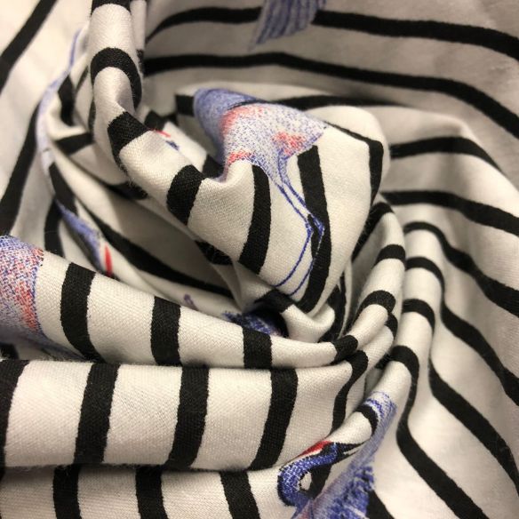 TECIDO TRICOLINE ESTAMPA GARÇA AZUL • Conexão Tecidos