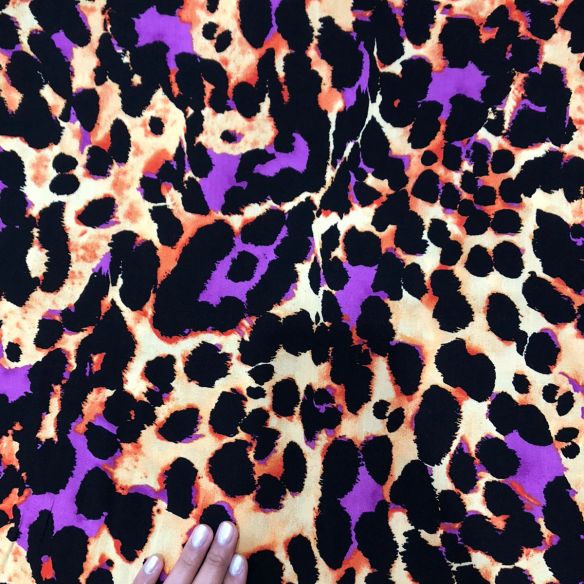 Tecido Viscolinho Animal Print Multicolor • Conexão Tecidos