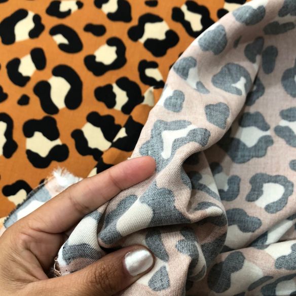 Tecido Viscose Animal Print Sarjada • Conexão Tecidos