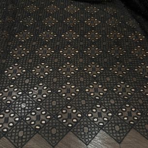 Tecido Chiffon De Seda Bordado Preto • Conexão Tecidos