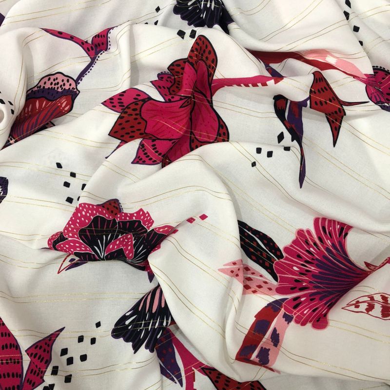 Tecido Viscose Floral Amarylis • Conexão Tecidos