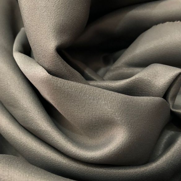 CREPE PATOU VERDE UNIFORM • Conexão Tecidos