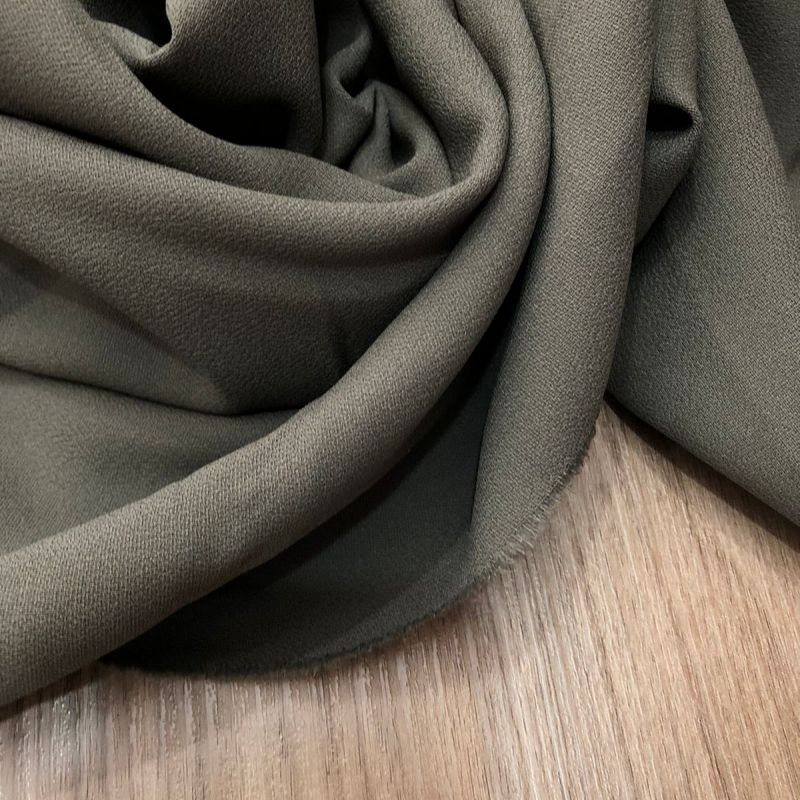 Tecido Crepe Patou Verde Uniform • Conexão Tecidos