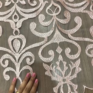TULE BORDADO ROSE • Conexão Tecidos