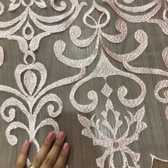 Tecido Tule Bordado Rose • Conexão Tecidos