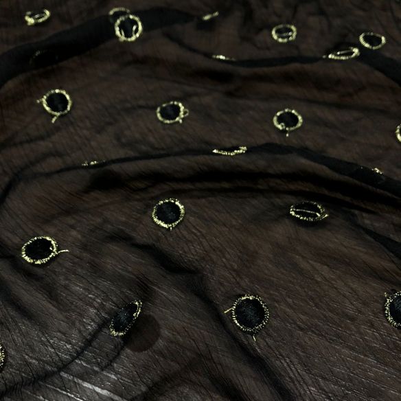 CHIFFON BORDADO COM POÁS TOQUE DE SEDA • Conexão Tecidos