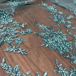 TULE BORDADO COM PEDRARIAS VERDE TIFANY 1 • Conexão Tecidos 2