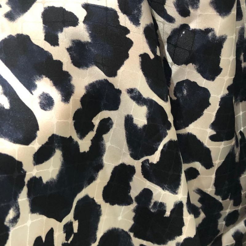 TECIDO CETIM DE SEDA ANIMAL PRINT MAQUINETADO • Conexão Tecidos
