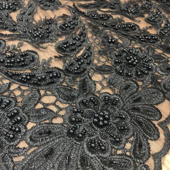 TULE BORDADO COM PEDRARIAS PRETO • Conexão Tecidos