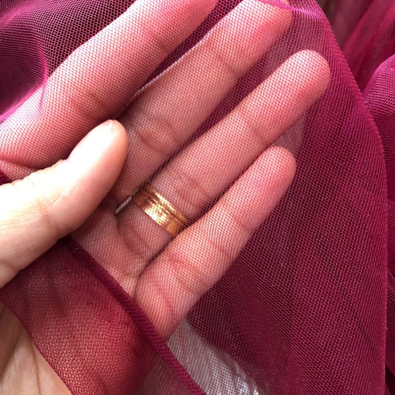 Tecido Tule Ilusion Bordo • Conexão Tecidos