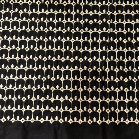 LESE PRETA INDIANA • Conexão Tecidos