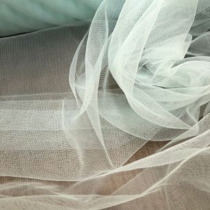 Tecido Tule Ilusion Azul Piscina • Conexão Tecidos