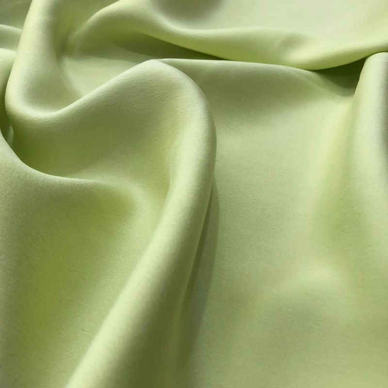 Tecido Cetim de Seda Liso Estonado Chá Verde • Conexão Tecidos