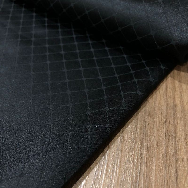 TECIDO CETIM DE SEDA PRETO MAQUINETADO • Conexão Tecidos