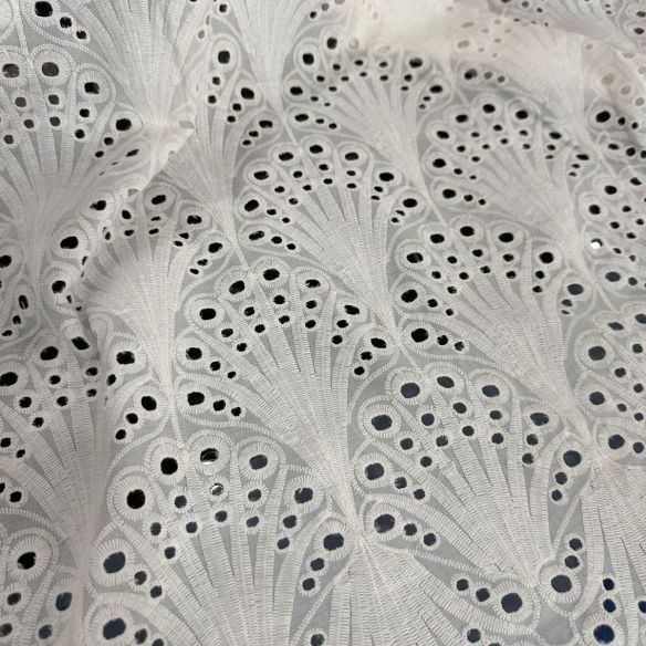 Tecido Lese Off White Arabesco • Conexão Tecidos