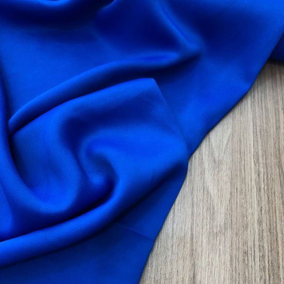 Tecido Crepe Patou Azul Bic • Conexão Tecidos