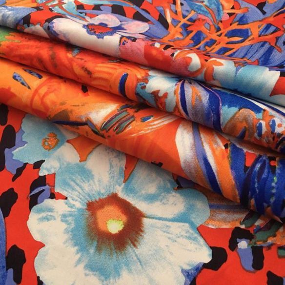 Tecido Sarja Estampa Floral Orange Colors • Conexão Tecidos