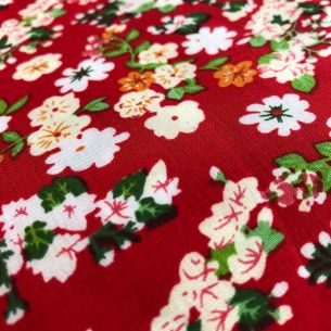 Tecido Viscose Estampada Florais Pequenos Vermelho • Conexão Tecidos 2