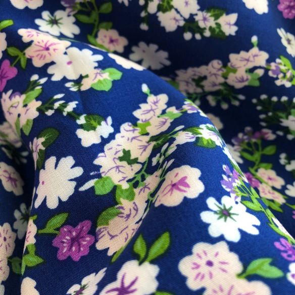 Tecido Viscose Estampada Pequenos Azul Roial • Conexão Tecidos