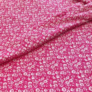 Tecido Viscose Estampada Florais Pequenos Pink • Conexão Tecidos