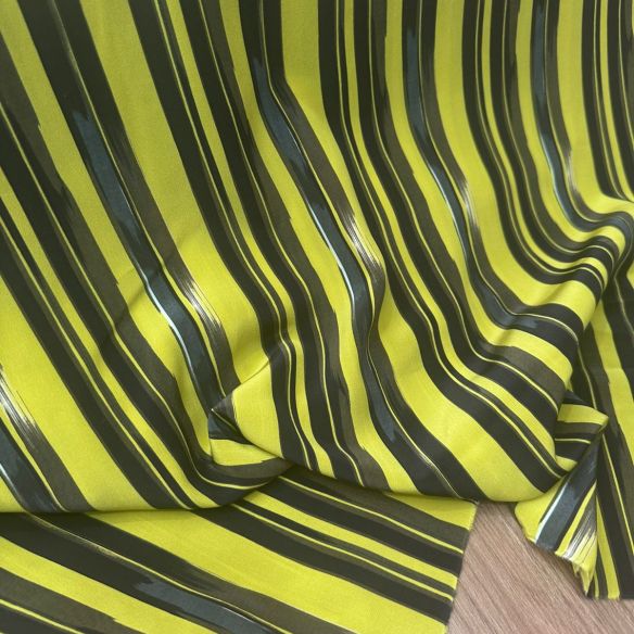 Tecido Crepe de Chine Estampado Yellow Stripes • Conexão Tecidos