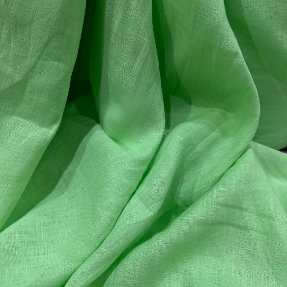 TECIDO CAMBRAIA DE LINHO VERDE PARADISE • Conexão Tecidos TECIDO CAMBRAIA DE LINHO VERDE PARADISE • Conexão Tecidos