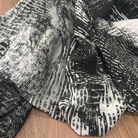 Tecido Musseline De Seda Estampada Black • Conexão Tecidos