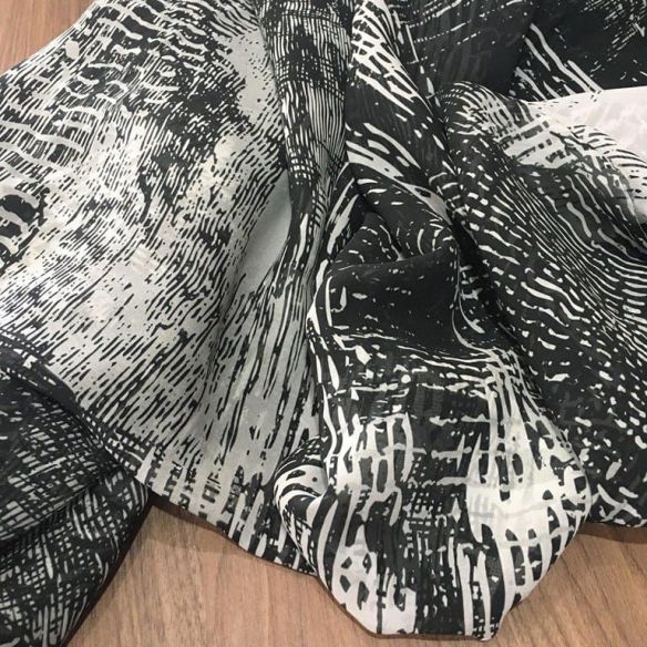 Tecido Musselina De Seda Estampada Black • Conexão Tecidos