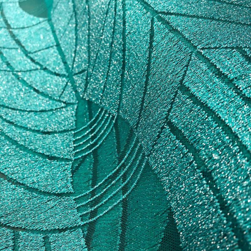 TULE BORDADO VERDE ARABESCO • Conexão Tecidos