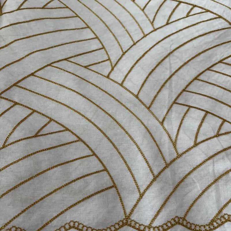 Tecido Linho Misto Off White Bordado Campina Dourada • Conexão Tecidos