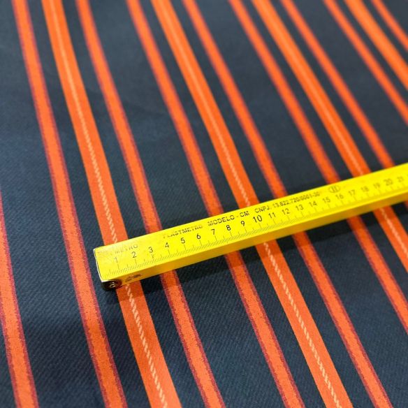 TECIDO CREPE DE CHINE LISTRADO TERRA • Conexão Tecidos