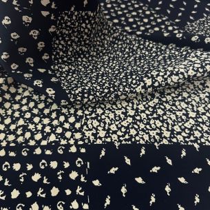 Tecido Tricrepe Estampado Liberty Blue Night • Conexão Tecidos 2