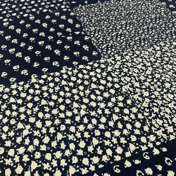 TRICREPE ESTAMPADO LIBERTY BLUE NIGHT • Conexão Tecidos