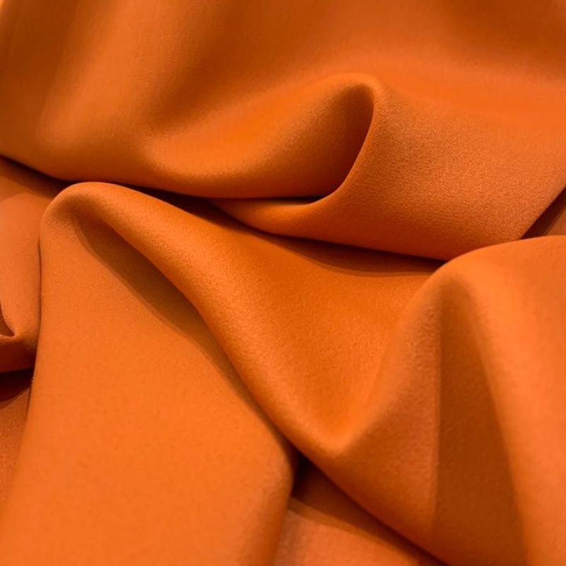 Tecido Crepe Patou Laranja Queimado • Conexão Tecidos