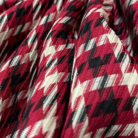 Tecido Viscose Estampada Maquinetada • Conexão Tecidos