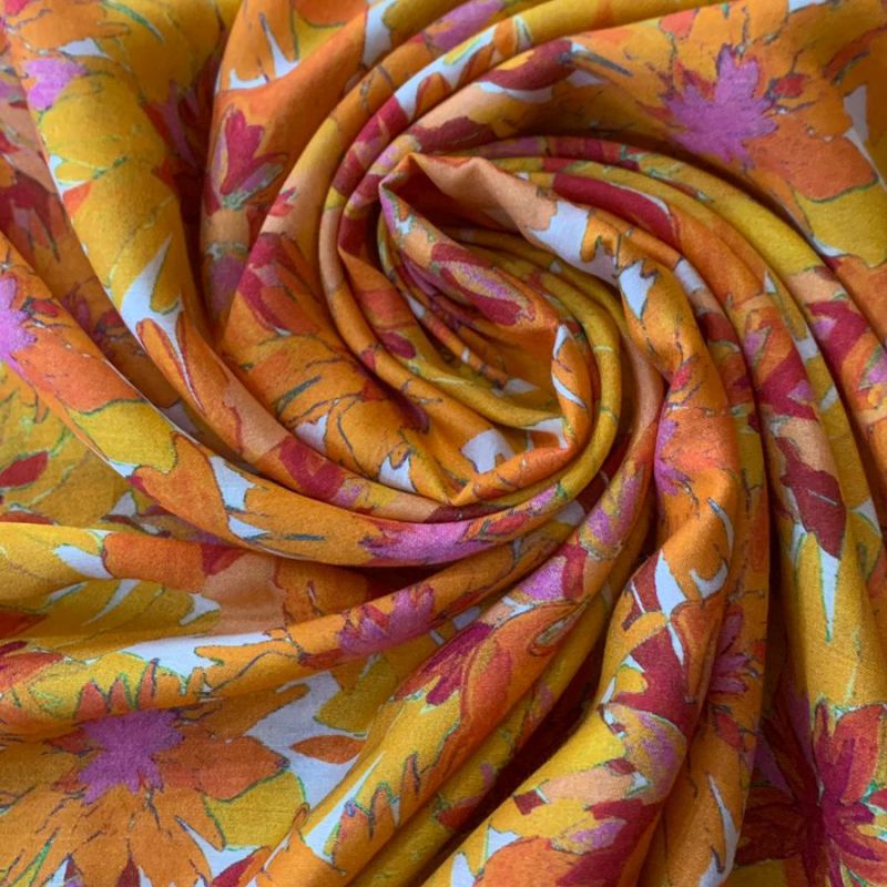 Tecido Viscose Com Seda Estampada Realist • Conexão Tecidos