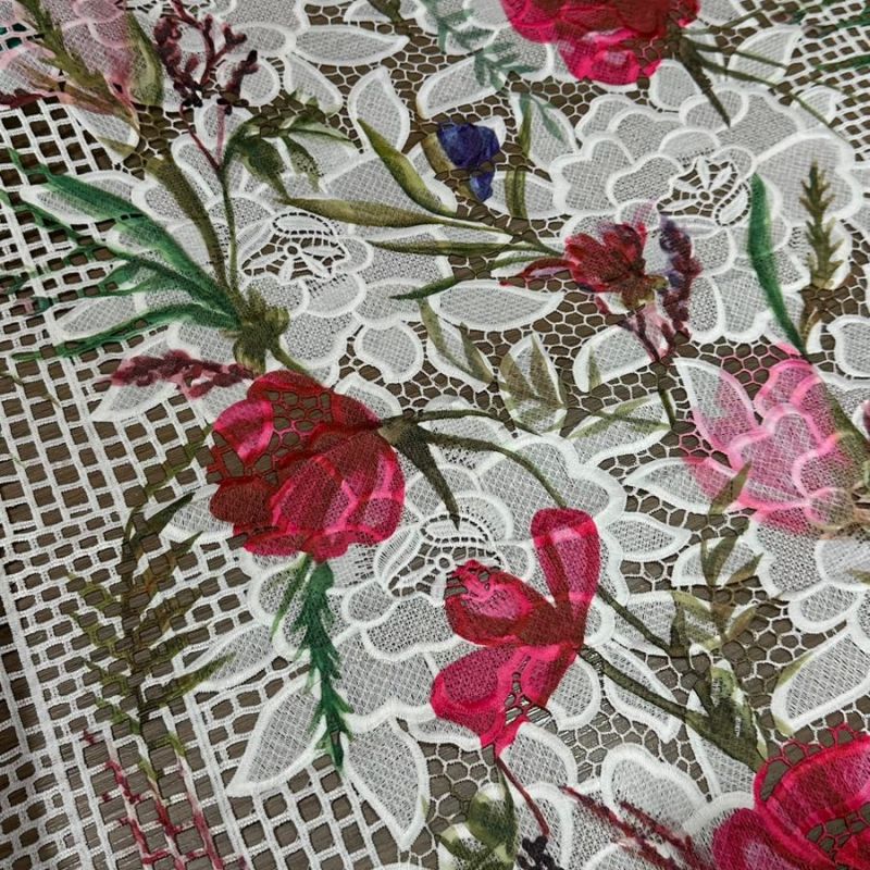 Tecido Renda Guipuir Floral Delicadezi • Conexão Tecidos