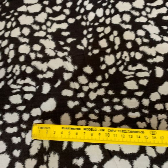 Tecido Musseline De Viscose Estampada P&B • Conexão Tecidos