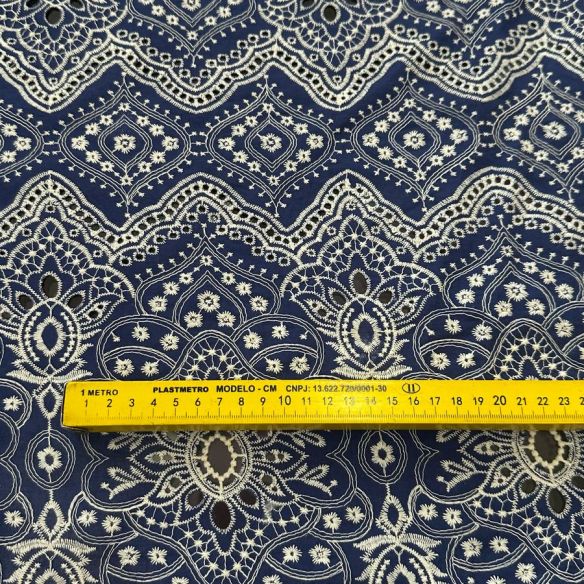 LESE DE ALGODÃO BLUE EMBROIDERY • Conexão Tecidos