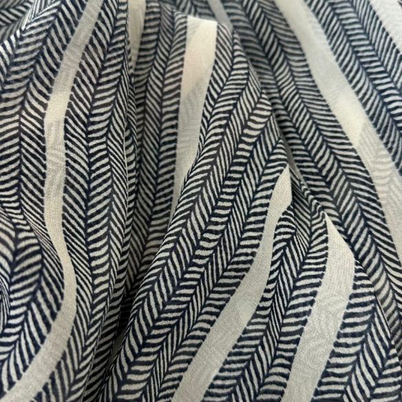 TECIDO GEORGETE DE SEDA PURA MNK • Conexão Tecidos TECIDO GEORGETE DE SEDA PURA MNK • Conexão Tecidos