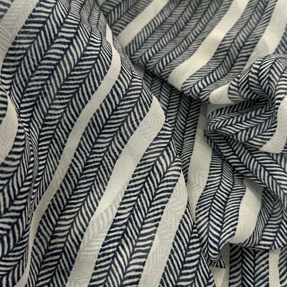 TECIDO GEORGETE DE SEDA PURA MNK • Conexão Tecidos TECIDO GEORGETE DE SEDA PURA MNK • Conexão Tecidos