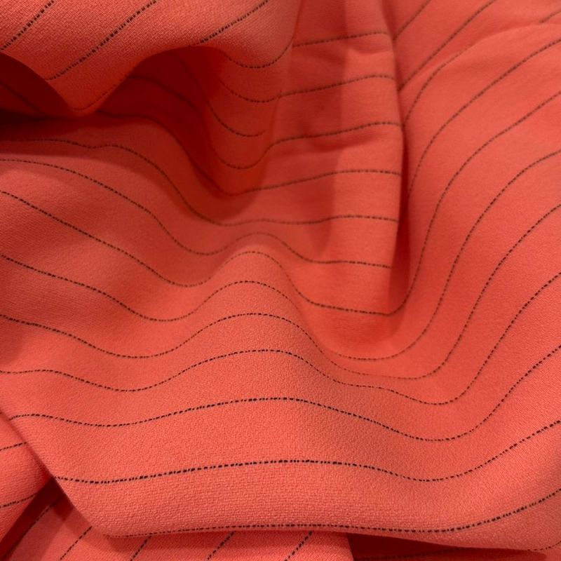 CREPE PATOU RISCA DE GIZ CITRICO CORTE 2,10 M • Conexão Tecidos