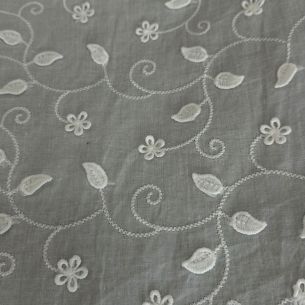 Tecido Lese De Algodão Off Vitoria 3d • Conexão Tecidos