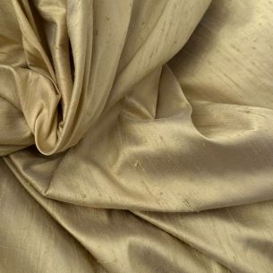 SHANTUNG DE SEDA PURA DOURADO CLARO. 