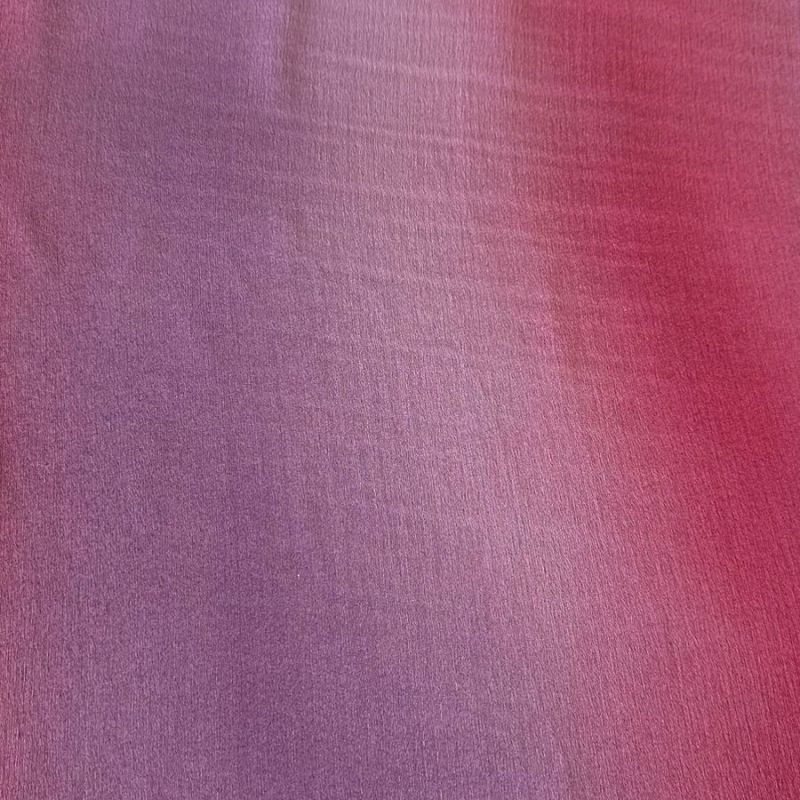 MUSSELINE TOQUE DE SEDA TEXTURIZADA DEGRADÊ RED PURPLE. 